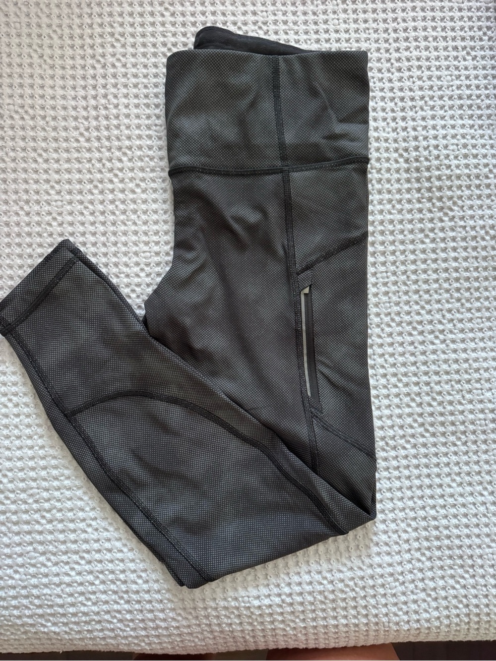 Athleta Rainier tight! Worn once!
